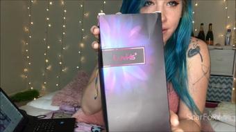 Luvkis 7.5" Glow in the Dark Toy Review (SavannahxSiren)