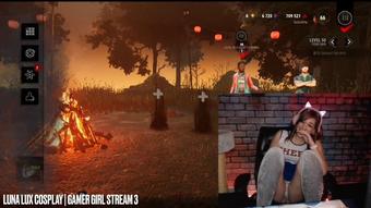 Cheerleader Squirts While Gaming (LunaLuxCosplay)