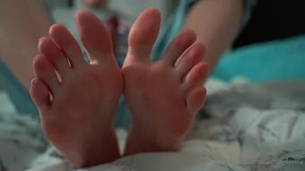 toetallydevine 02 01 2022 2318040973 gf is too rough and demanding but you still get what you want worshipping her feet and then crushed by them (toetallydevine)