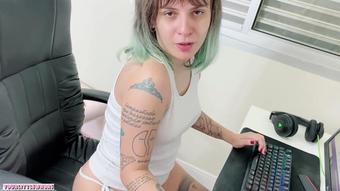 I Tied My Tiny Fart Slave To My Panty (Lily Ann X)