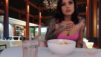 Valentina Fox - Rejected on a Date (Valentina Fox)