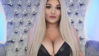 meancashleigh 01 03 2020 165530136 A life of humiliation and emasculation for cuckold (meancashleigh)