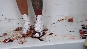 Messy Converse 2 (Drea_xoxo)