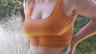 Wet T-Shirt (MissJackieDee)