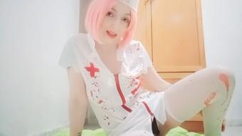 Feed your zombie nurse (TabooPrincess)