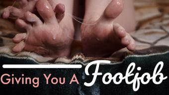 Giving You A Footjob (jaybbgirl)