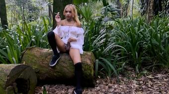 Jerking My Big Cock In The Park (Dotadasp)