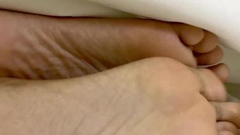 Feet Up Close While Fucking Pt 1 (Pink Foxx)