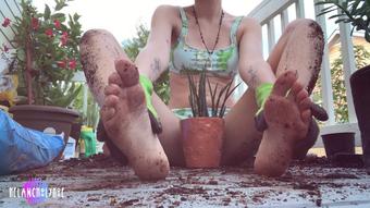 Gardening With Goddess II - August 20, 2020 (MissMelancholyMoe)