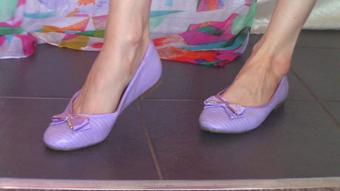Ballet Flats Feet & Leg Flexing (Goddess Vanessa)