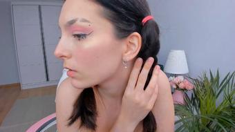 cute teen shows her hidden talent - Jan 10, 2023 (Karolina_Mustela)