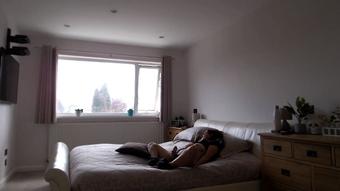 Voyeur View of Naughty Pussy Play (SuzieLove212)