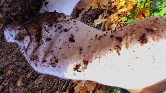 Sock Walk In Mud - Lick them (Goddess Vanessa)