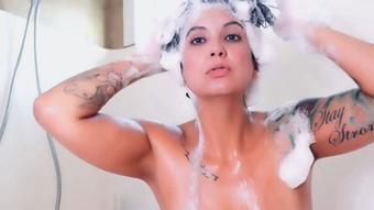 Seductive Shampoo Fantasy (Drea_xoxo)