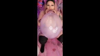 Balloon ride and blow! Which one pops - November 16, 2021 (GothAmber)