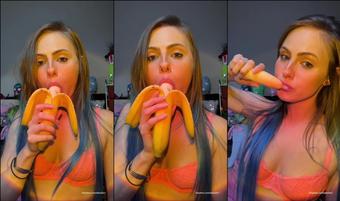 tabs24x7 04 04 2022 2414439562 I can never eat a banana and not get turned on now thanks to this bj vid I did  (tabs24x7)