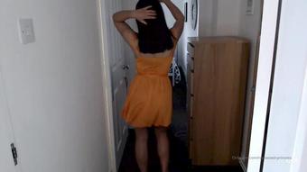repressed princess 02 03 2020 166049465 Dancing in my tiny orange dress (repressed-princess)
