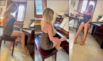 anamancini 1033180205 i wish i knew how to play the piano  (anamancini)