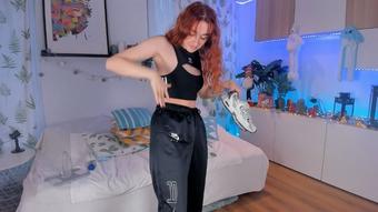 Cool dance in Sneakers - Jan 18, 2023 (Anna_Prince)