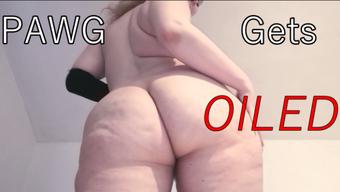 Oil On A Bouncing PAWG Booty - July 13, 2020 (KissMyHips)