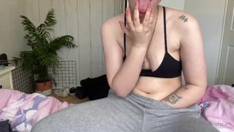 ofscarll 02 08 2023 2963525663 rubbing this pussy in my joggers another old (ofscarll)