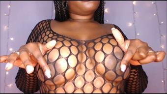 Brown Nipple Worship (UnfriendlyBlckHottie)