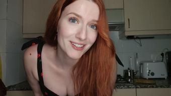 Daydreaming about mom (Evelyn Jade)