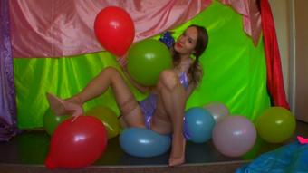 Long NAILS, ASS, Heel Balloon POP (Goddess Vanessa)