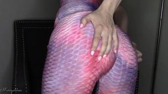 Marigoddess - Sweaty Armpits Yoga Pants Ass Worship (Marigoddess)