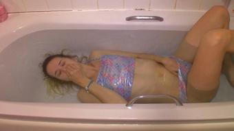 Underwater Shiny Masturbation (Goddess Vanessa)