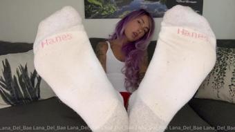 Lana_Del_Bae - Your Crush Wants You to Smell Her Socks (lana_del_bae)