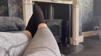 miss piggy toes 129044280 2021 03 30 how do my feet make you feel can you imagine how tasty they smell right now..what about my feet caug (miss_piggy_toes)