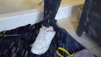Bunny Wets Sneakers in Shower 4K (Custom Fetish)