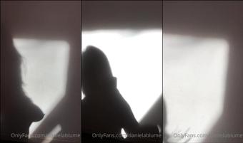 danielablume 01 05 2020 273767418 botando en sombra. buenos dÃ­as â¨ I can smell myself when I bounce. â¤ï¸ (danielablume)