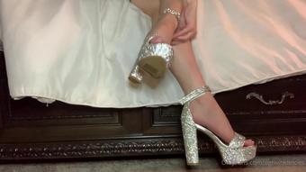 waifufeetmilk 09 08 2020 671570171 sparkles platforms and dangles (waifufeetmilk)