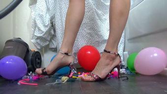 HIGH HEEL Sandal VACUUMING (Goddess Vanessa)