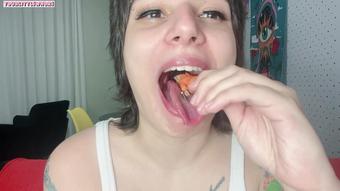 Shrunken Cousin Gets Eaten Whole (Lily Ann X)