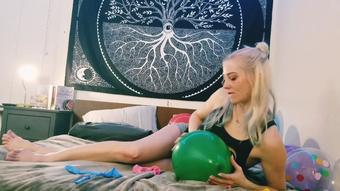 Popping my lazy roomates balloons - Sep 21, 2021 (Lanalocks)