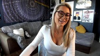 My Friends and I Will Use You (LauranVickers)