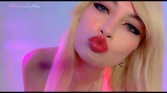 Glossy Glitter Lips - July 12, 2022 (MissMelancholyMoe)