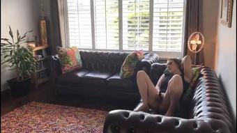 Having an Orgasm Before Heading Out (SuzieLove212)