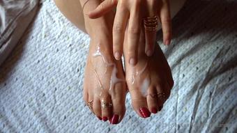 jodyhandsandfeet 01 03 2021 2044257826 (jodyhandsandfeet /)