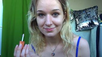 GLOSSY LIPS JOI (Goddess Vanessa)