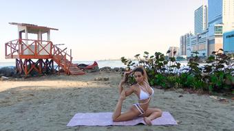 Intermediate Vinyasa | Yin Yoga Fusion| Hip Opener (Lissie Belle)