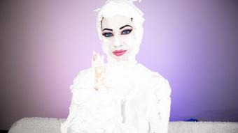 Hot Geisha Serves you with Foamy Body (Lia Lennice)