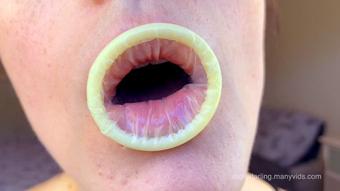 Condom Mouth Play (Molly Darling)