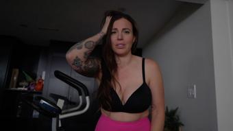 Mommy Can't Say No (yogabella)