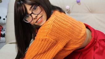 Velma cumming for daddy 4K (CuttieJennie)