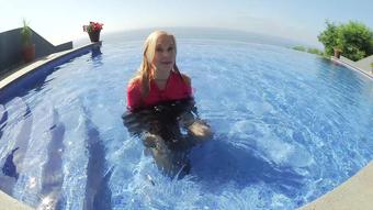 Ariel Anderssen And In Charge Of A Pool (Ariel Anderssen)