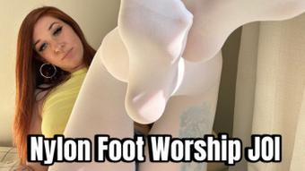 Nylon Foot Worship JOI & Cum Countdown (SavannahxSiren)